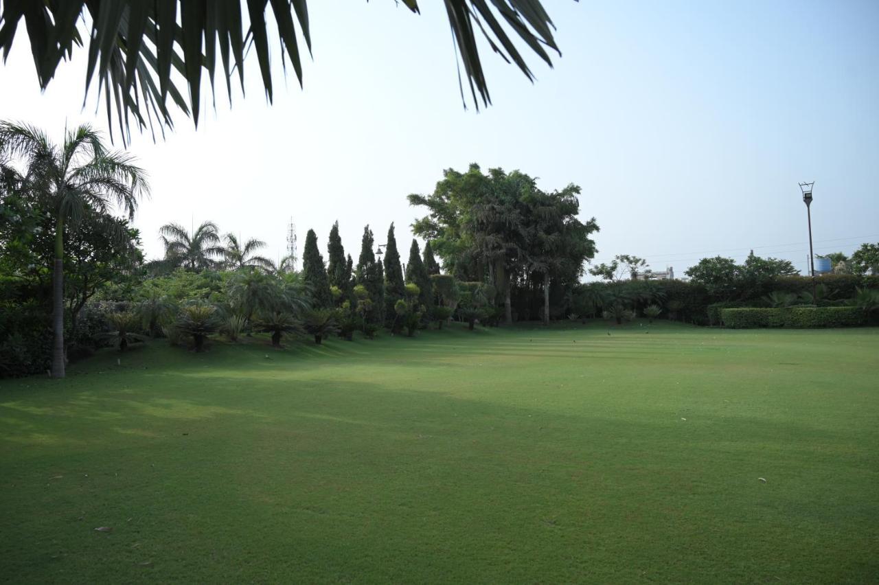 Kamal Resorts - The Luxury Of Being Yourself Ludhiana Luaran gambar
