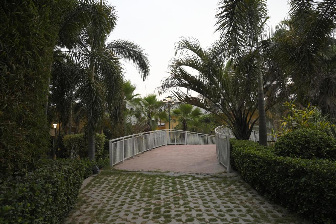 Kamal Resorts - The Luxury Of Being Yourself Ludhiana Luaran gambar