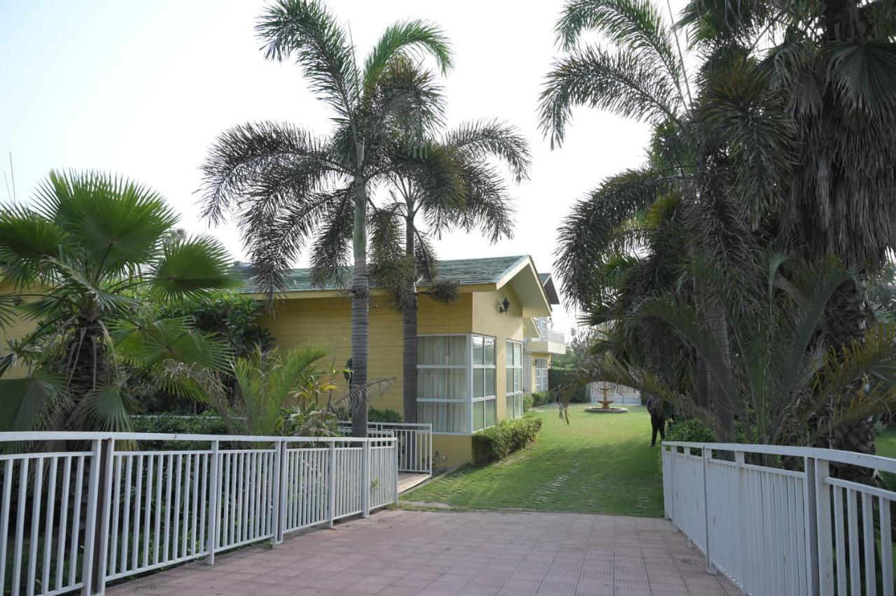 Kamal Resorts - The Luxury Of Being Yourself Ludhiana Luaran gambar